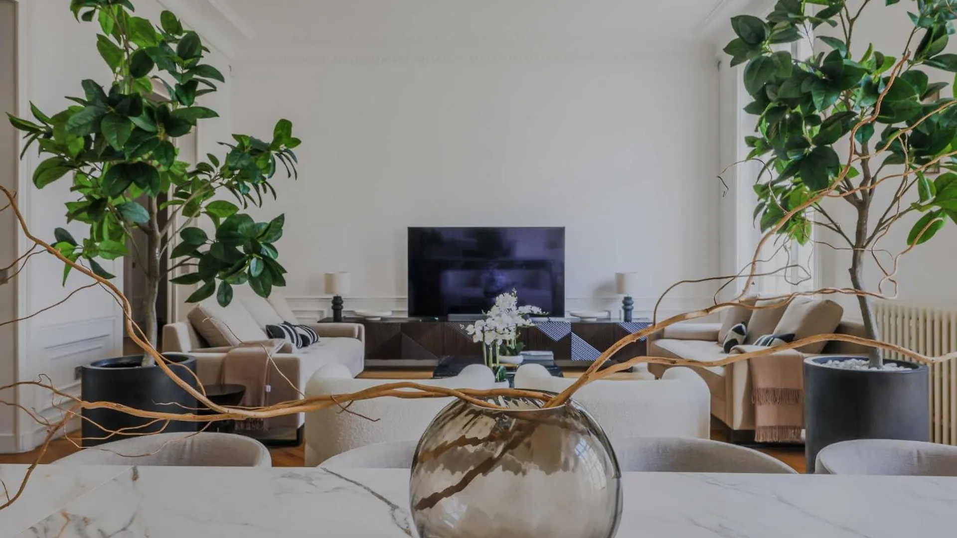 Spacious Apartment - 5Br-12P - Trocadero Paris France