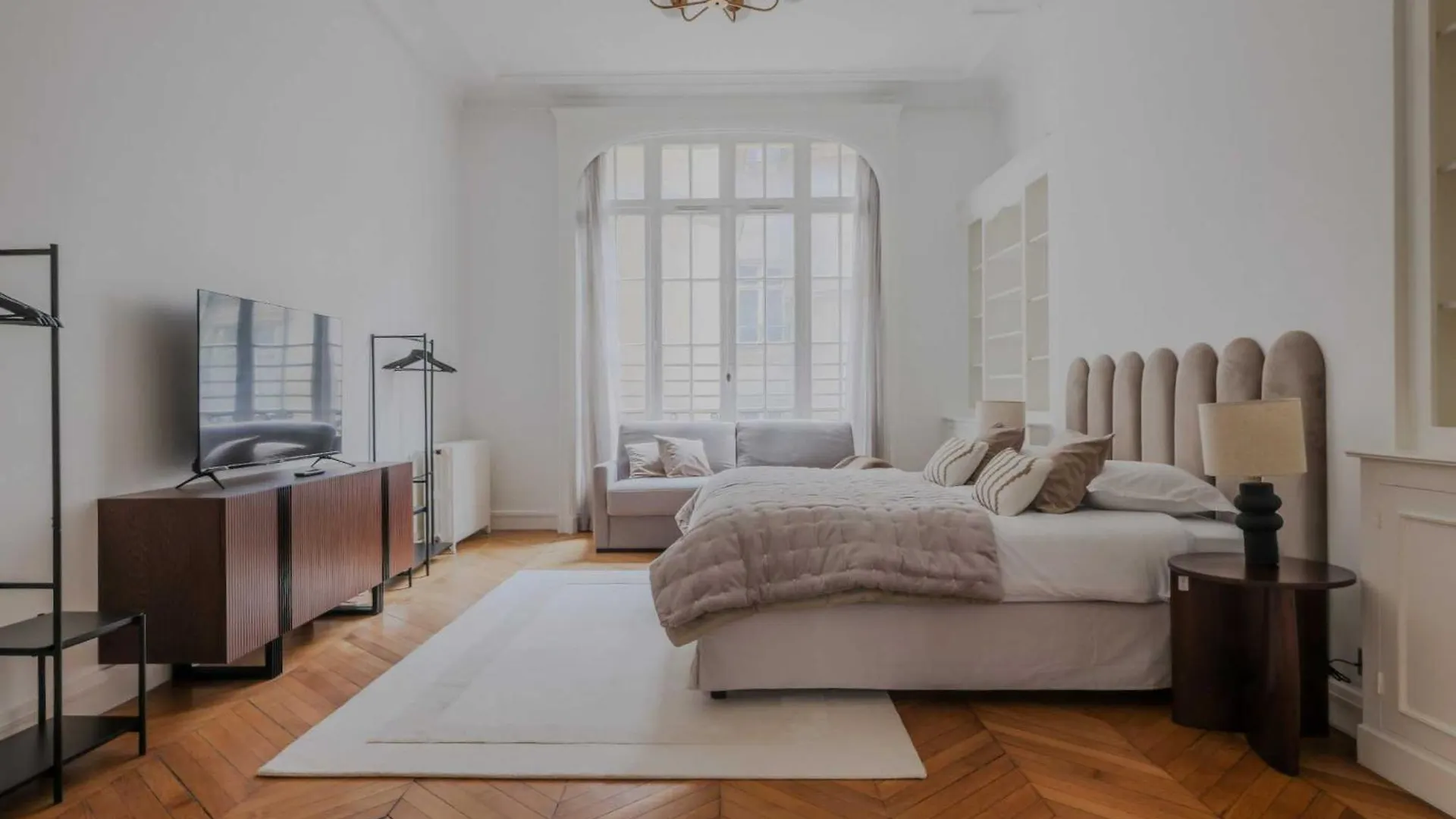Spacious Apartment - 5Br-12P - Trocadero Parijs