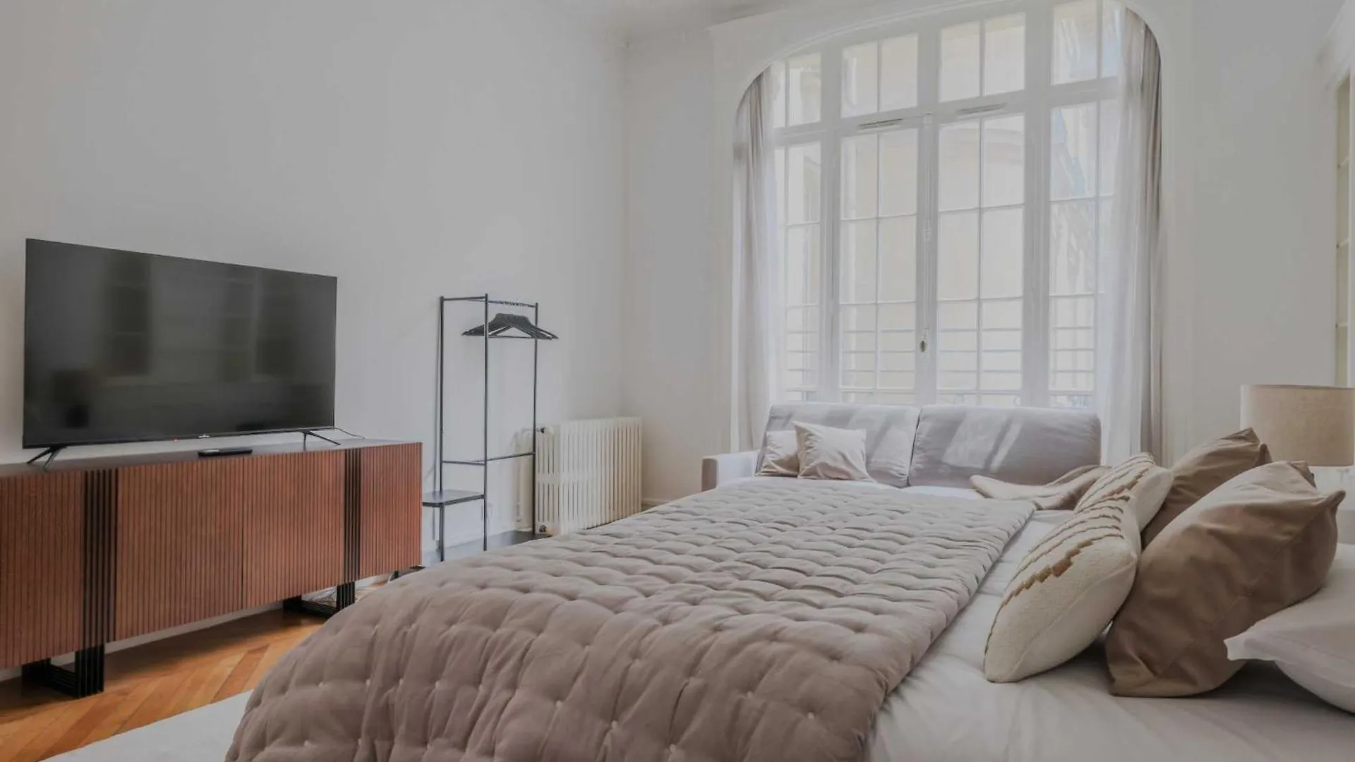 Spacious Apartment - 5Br-12P - Trocadero Paříž