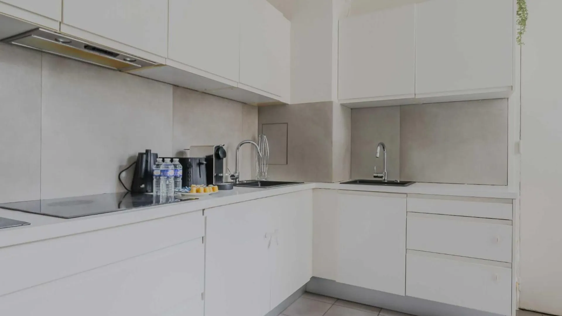 Spacious Apartment - 5Br-12P - Trocadero Paříž